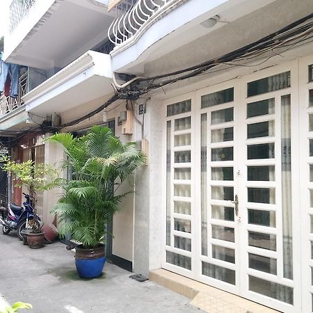Thuy Huong Homestay ホーチミン市 エクステリア 写真