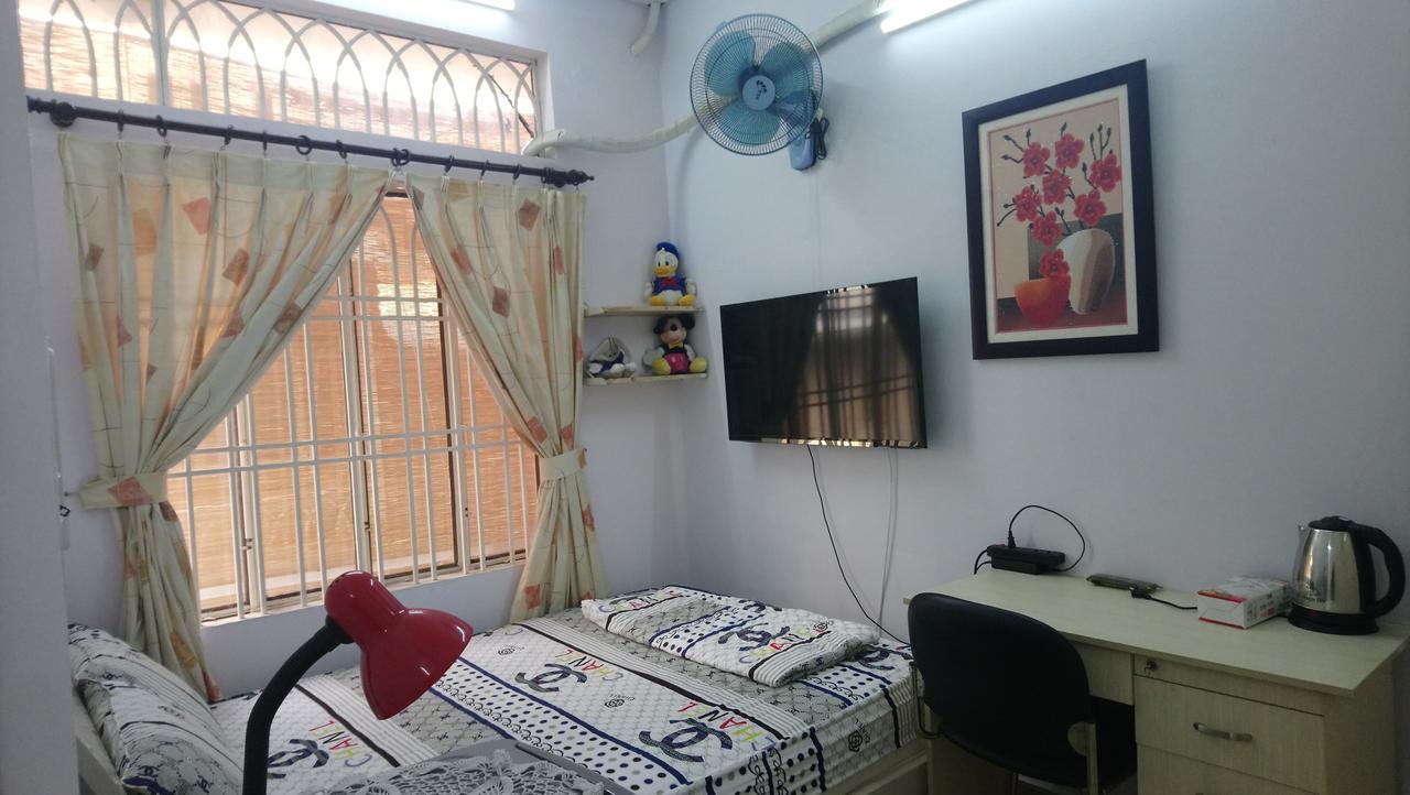 Thuy Huong Homestay ホーチミン市 エクステリア 写真